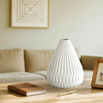 9.1" Modern Ceramic Table Lamp,White Bedside Table lamp, Night Lamp,Decorative Lamp,Ambient Lighting,Artistic lamp,Suitable for Living Room, Bedroom, Entrance, Kitchens, Corded, Bulb Included