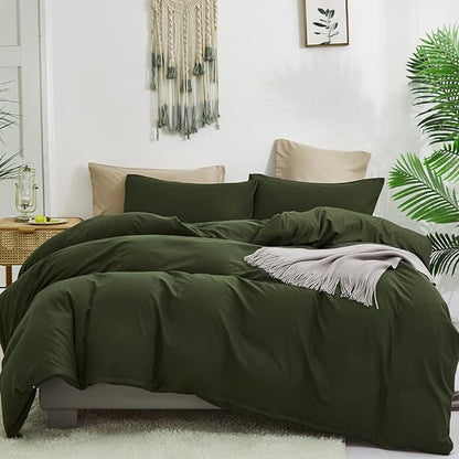 CLOTHKNOW Army Green California King Comforter Set Dark Green Bedding Comforter Sets Soft Hunter Comforter with 2 x Pillow Cases