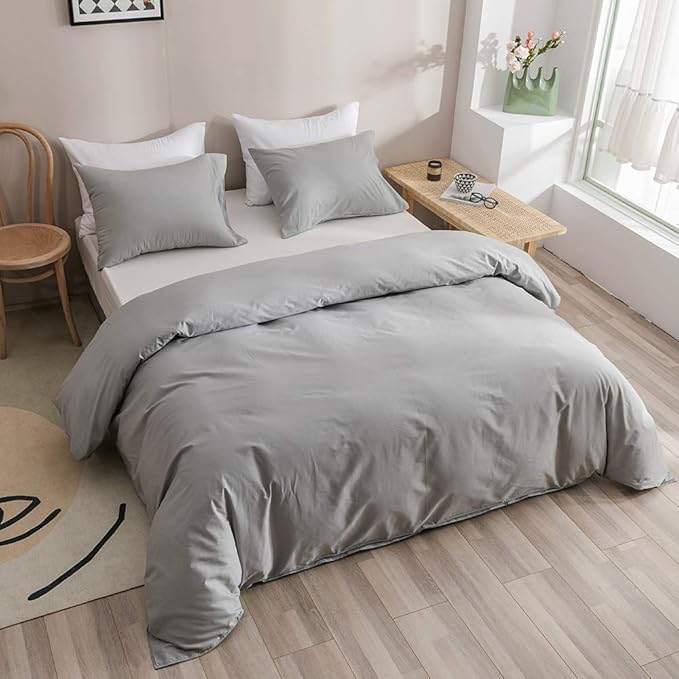 CLOTHKNOW Grey King Size Comforter Set 3Pcs Light Gray Bedding Comforter Sets All Season Soft Silver Comforter with 2 x Pillow Cases