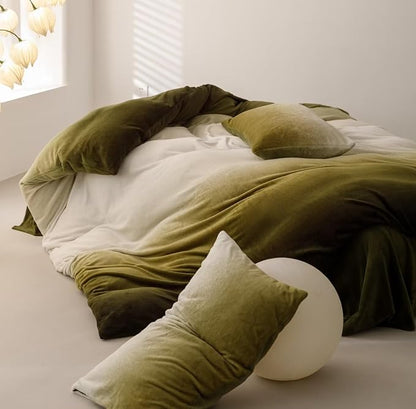 KAREVER Green White Comforter Set Velvet Twin Gradient Color Bedding Set Boys Girls Plain White and Army Green Gradient Soft Quilt Flannel Dark Green Comforter Warm Twin XL