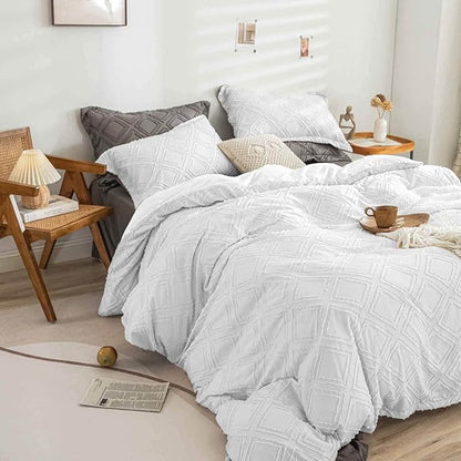 Nanko White Tufted King Comforter Set Jacquard Boho Geometry Soft Shabby Chic Reversible Down Alternative Microfiber Bedding - All Season Duvet Modern Farmhouse Bed Sets Women Men Size 104 x 90 3 PCs