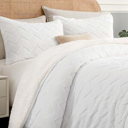 BEDELITE Fluffy Full Size Comforter Set - Super Soft Sherpa White Comforter for Full Size Bed, Luxury Warm Bedding Set for Winter, Fuzzy Bed Set 3 Pieces (1 Comforter, 2 Pillowcases)