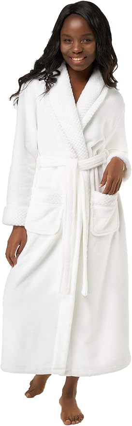 Turquaz Oversize Premium Luxury Ultra Soft Warm Robes for Women Plush Fleece Bathrobe for Women with and Spacious Pockets
