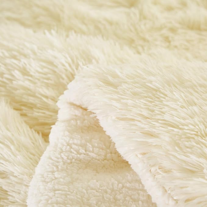 Flysheep Luxury Faux Fur King Size Winter Comforter Set Shaggy Velvet Cream Beige Long Hair, 3 Pieces Plush Flannel Sherpa Backing Reversible Soft Microfiber Super Warm Bedding Set for Holiday