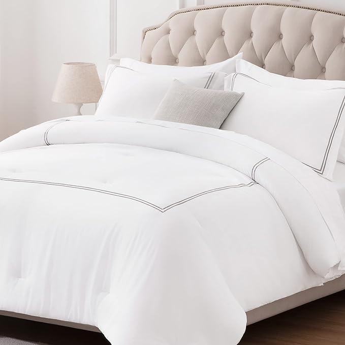 SLEEP ZONE Luxury Hotel Bedding Comforter Set 3-Piece Machine Washable, Lightweight Down Alternative Duvet Insert with Embroidered Stripes, King (106" x 95"), Grey Strips