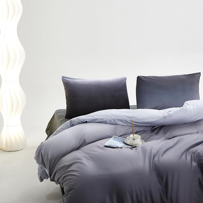 CLOTHKNOW Grey Silver Fluffy Queen Comforter Set 3Pcs Velvet Bedding Comforter Sets Soft Grey Queen Size Comforter Sets with 2 x Pillow Cases