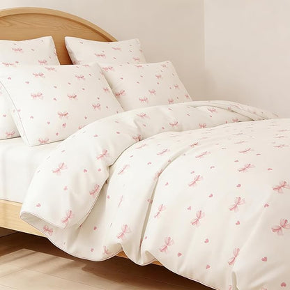 Nayoroom Pink Bow Comforter Set Queen Size Coquette Pink Heart Comforter 3 Pieces Soft Lightweight Kids Girls Cute Aesthetic Dorm Bedding Set for All Seasons