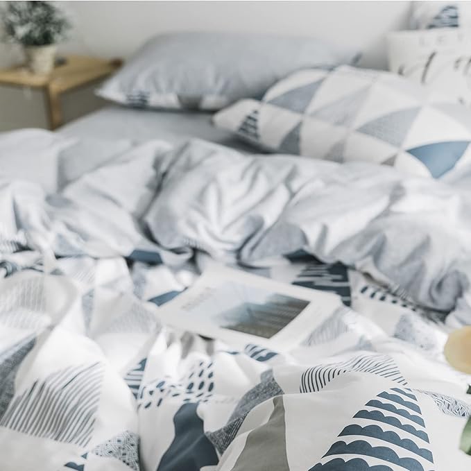 HighBuy Twin XL Size Comforter Set Dark Blue Triangle Comforter Teen Boys Lightweight Soft Bedding Sets Art Decor Comforter Set 3 Pieces Fluffy Boho Geometric Comforter Quilt with 2 Pillow Shams