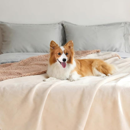 Makigued Waterproof Dog Blanket for Couch & Bed, Reversible Sherpa Fleece Pet Throw with Quiet TPU Barrier, Machine Washable Furniture Protector for Large Dogs & Cats, Twin Size 60x80 Inch, Cream