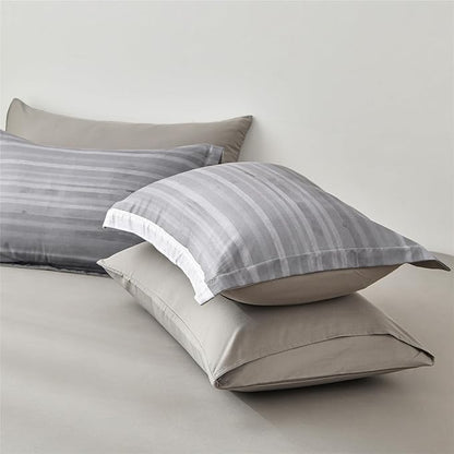 KAKIJUMN 7 Piece Bed in a Bag Stripe Comforter Set King Size, White Grey Patchwork Striped Comforter and Sheet Set, All Season Soft Microfiber Complete Bedding Set(Light Grey,King)