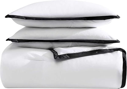 Betsey Johnson - Twin Comforter Set, Soft Bedding with Matching Sham, Bonus Throw Included, Dorm Essentials (Signature Hotel Black)