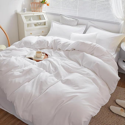 Houseri Fluffy Plain White Bedding Comforter Set - Queen Size Puffy Lightweight Soft Solid Color Bed Quilts - Cozy Women Men Girls Boys Pure White Hotel Dorm Comforter Set