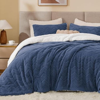 BEDELITE Fluffy Full Size Comforter Set - Super Soft Sherpa Navy Comforter for Full Size Bed, Luxury Warm Bedding Set for Winter, Fuzzy Bed Set 3 Pieces (1 Comforter, 2 Pillowcases)