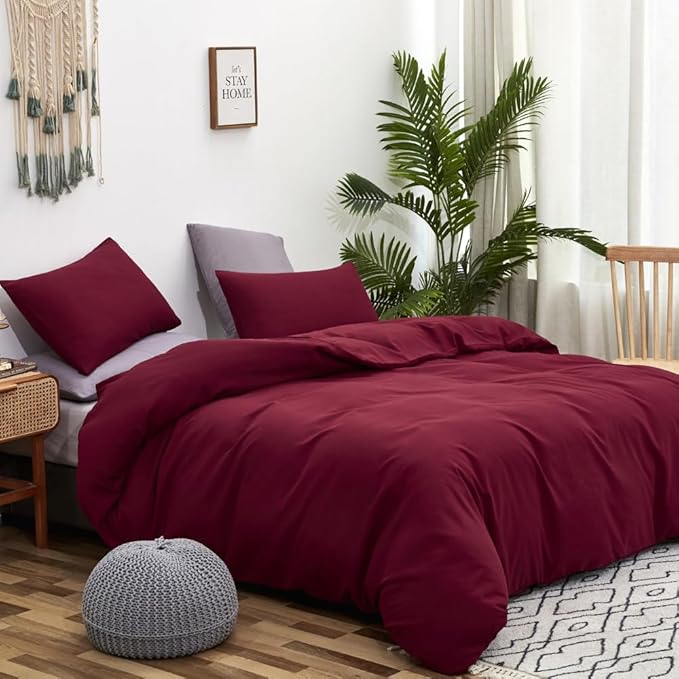 CLOTHKNOW Burgundy Queen Comforer Set 3Pcs Dark Red Bedding Comforer Sets Fluffy Comforter Queen Soft All Season Bedding Sets with 2 x Pillow Cases
