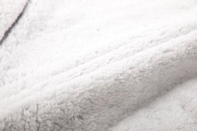 Sherpa Dog & Cat Blanket – Cozy Soft Fleece Comfort for Your Furry Family