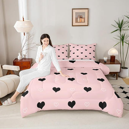Girls Comforter Set Full Size Cute Heart Pattern Bedding Set Lovely Pink Black Down Comforter Cartoon Geometric Soft Quilt Set Girly Kawaii Bedroom Decor Gift Modern Duvet Set with 2 Pillowcases