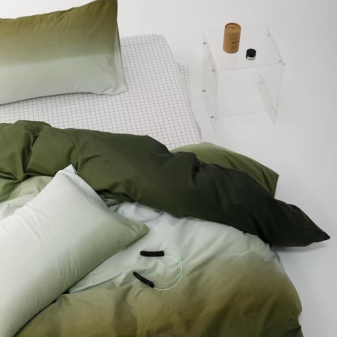Cottonight Gradient Army Green Comforter Set Queen Dark Green Bedding Comforter Set Full Gradient Grey and Green Blanket Quilts Modern Soft Breathable Aesthetic Green Bedding Set for Women Men