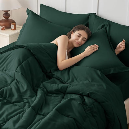 JOLLYVOGUE King Comforter Set, Ultra-Soft Bed in a Bag King Size 7 Pieces, Oeko-TEX Certified Bedding Set with Down Alternative Comforter, Sheets, Pillowcases & Shams, Emerald Green