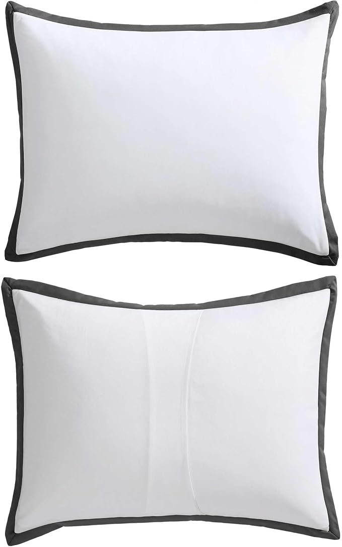 Betsey Johnson - Twin Comforter Set, Soft Bedding with Matching Sham, Bonus Throw Included, Dorm Essentials (Signature Hotel Black)