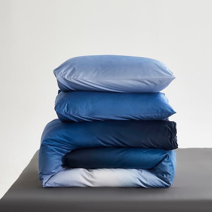 KAREVER Blue White Gradient Comforter Set - Full Size Blue Velvet & White Gradient Quilt - Farmhouse Flannel Comforter