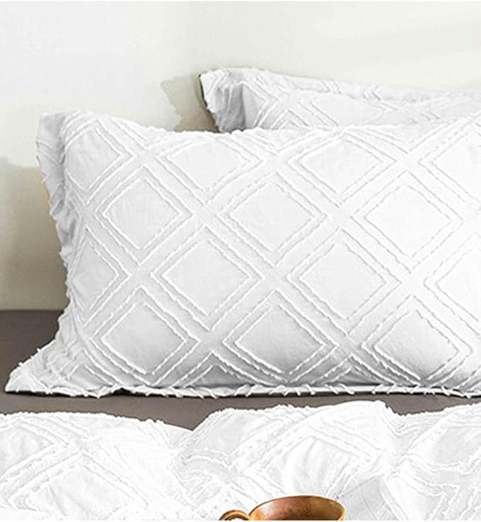 Nanko White Tufted King Comforter Set Jacquard Boho Geometry Soft Shabby Chic Reversible Down Alternative Microfiber Bedding - All Season Duvet Modern Farmhouse Bed Sets Women Men Size 104 x 90 3 PCs