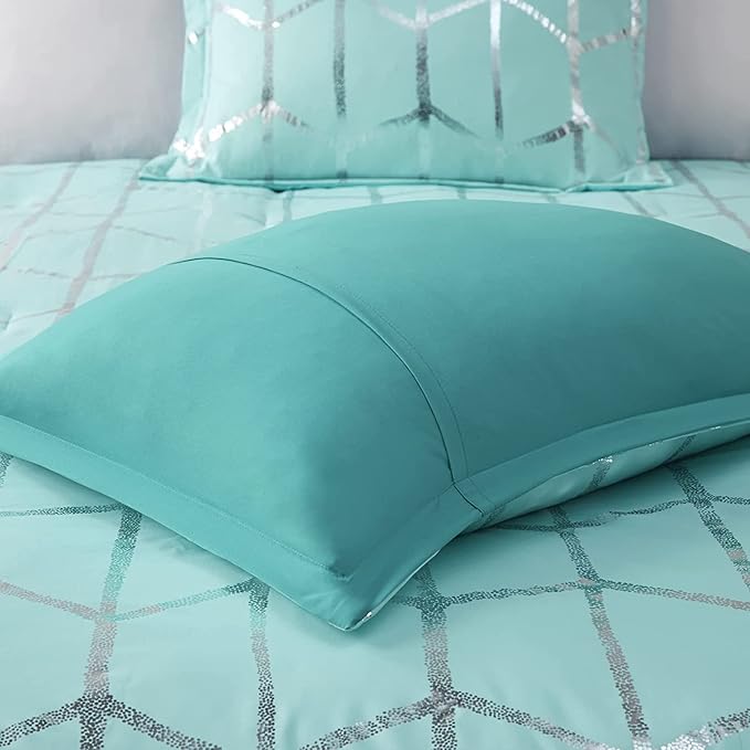 Intelligent Design Raina King / Cal King Comforter Set, Soft Microfiber Comforter Set King, Modern Geometric Metallic Bed Set, 5 Pieces College Bedding Comforter Set with 2 Shams, 2 Toss Pillows Aqua