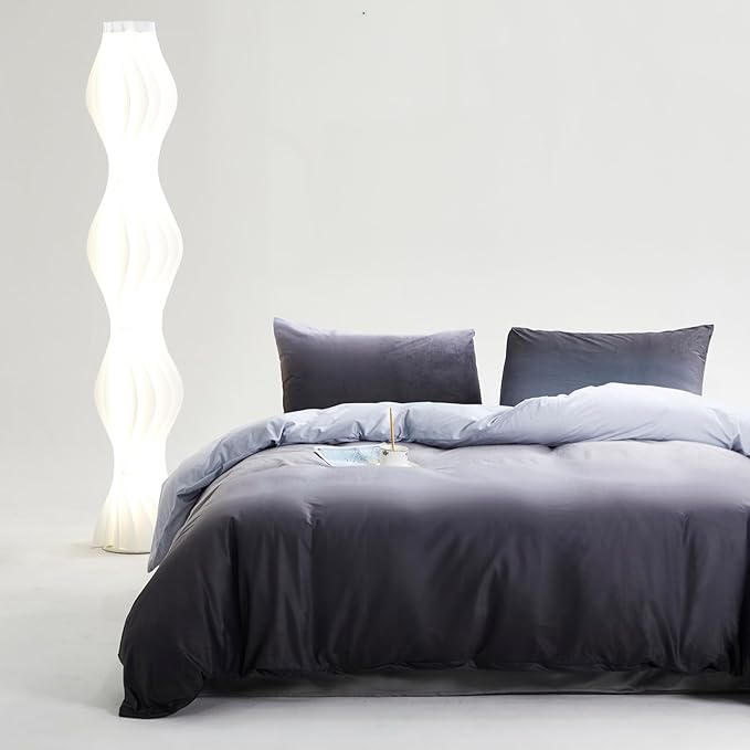KAREVER Gray White Gradient Comforter Set Twin Velvet Bedding Modern Plain White and Deep Gray Gradient Soft Quilt Farmhouse Flannel Comforter Warm Twin Bed Comforter