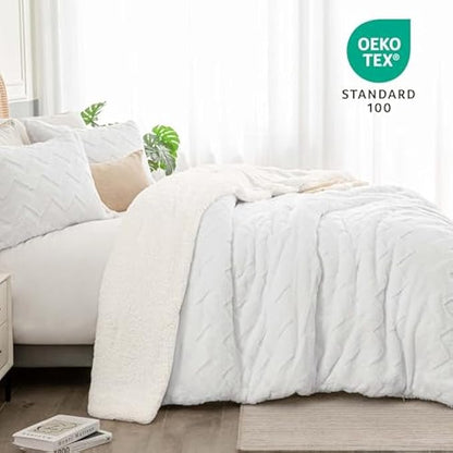 BEDELITE Fluffy Full Size Comforter Set - Super Soft Sherpa White Comforter for Full Size Bed, Luxury Warm Bedding Set for Winter, Fuzzy Bed Set 3 Pieces (1 Comforter, 2 Pillowcases)