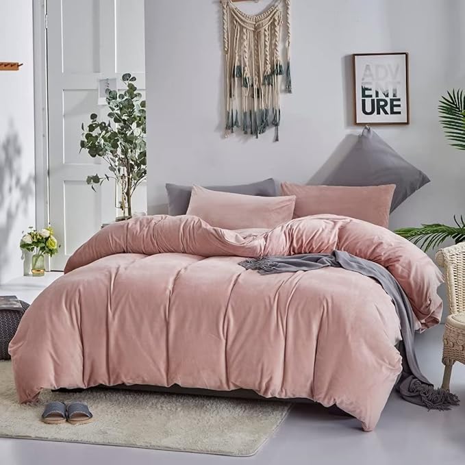 CLOTHKNOW Pink Fluffy California King Comforter Set 3Pcs Velvet Bedding Comforter Sets Soft Flannel Comforter with 2 x Pillow Cases
