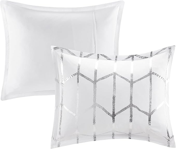 Intelligent Design Raina Twin / Twin XL Comforter Set, Soft Microfiber Comforter Set Twin, Modern Geometric Metallic Bed Set, 4 Pieces College Bedding Comforter Set with 1 Sham, 2 Toss Pillows White