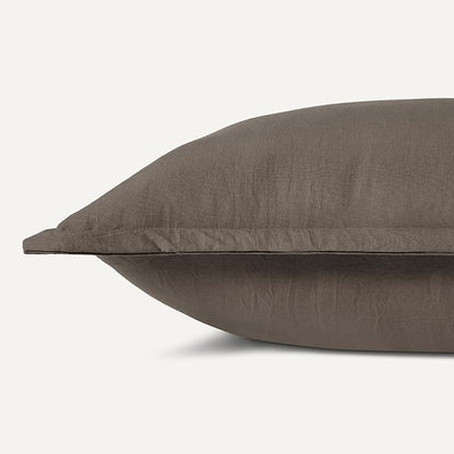 Amazon Basics Brushed Microfiber Comforter Set, Extra Soft with Natural Texture, 3-Piece, Queen/Full, Brown