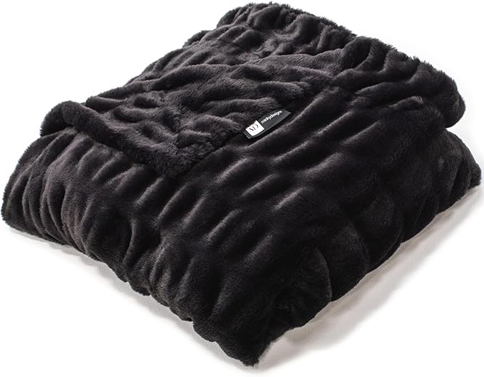 Minky Designs Jaguar Black Minky Blanket – Ultra Soft Faux Fur Throw Blanket for Couch, Bed & Home – Fluffy, Warm & Luxurious – Chic Collection (Medium, 50x60)