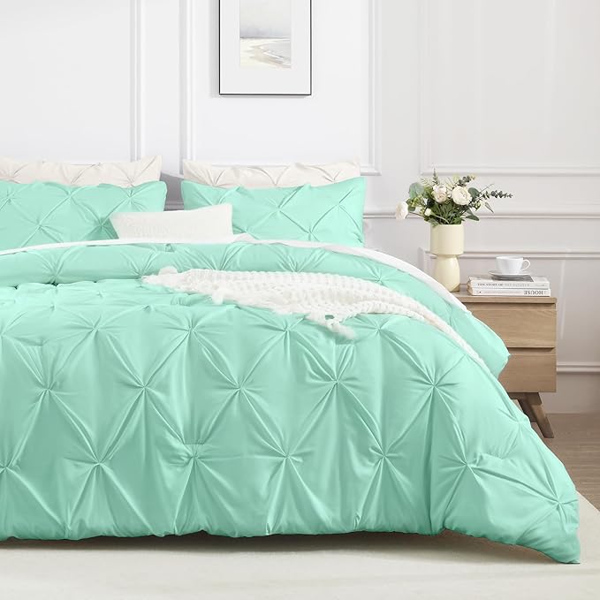Andency Mint Green King Size Comforter Set (104x90Inch), 3 Pieces Soft Lightweight Western Modern Pinch Pleat Bedding Comforters, All Season Warm Down Alternative Bed Set for Boys Men Adults