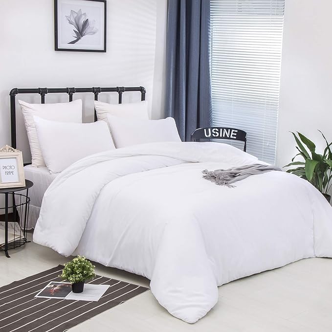 CLOTHKNOW White Full Size Comforter Sets 3Pcs White Bedding Comforter Sets Soft Men Women Comforter with 2 x Pillow Cases