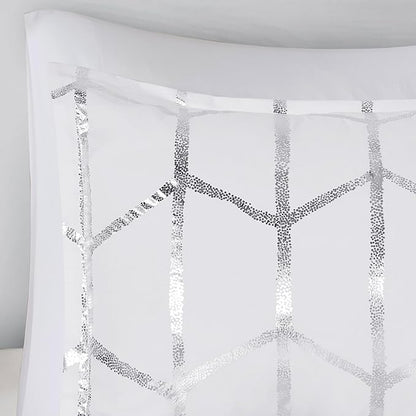 Intelligent Design Raina Twin / Twin XL Comforter Set, Soft Microfiber Comforter Set Twin, Modern Geometric Metallic Bed Set, 4 Pieces College Bedding Comforter Set with 1 Sham, 2 Toss Pillows White