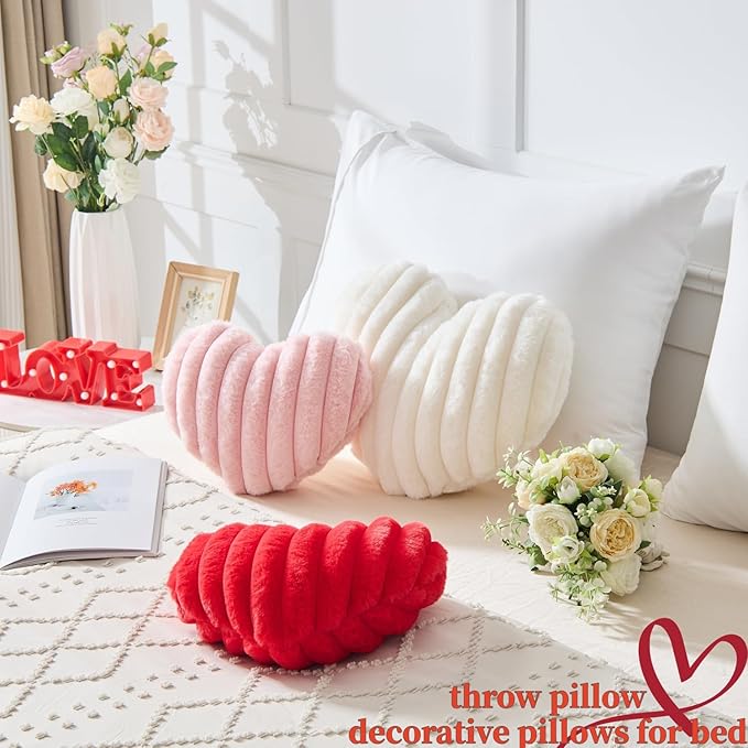 2Pcs Heart Pillow White Pink Throw Pillows Decorative Pillows.Heart Shaped Throw Pillows for Bed Couch Chair Bedroom Room.Cute Small Pillow for Valentines Day Women Valentine Wedding Home Decor