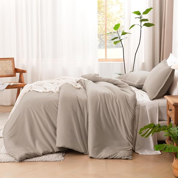 Litanika Light Coffee Oversized King Comforter Set Super King Plus Size, 3 Pieces Lightweight Solid Bedding Comforter Set, All Season Fluffy Bed Set (128x120In Comforter & 2 Pillowcases)