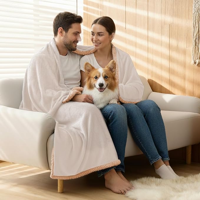 Makigued Waterproof Dog Blanket for Couch & Bed, Reversible Sherpa Fleece Pet Throw with Quiet TPU Barrier, Machine Washable Furniture Protector for Large Dogs & Cats, Throw Size 50x60 Inch, Cream