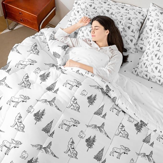 Erosebridal Woodland Animals 7 Piece Comforter Set King Size Bear Deer Wolf Hunting Theme Bedding Set for Kids Child | Rustic Cabin Lodge Decor Sheets Farmhouse Wildlife Mountain Black White Quilt