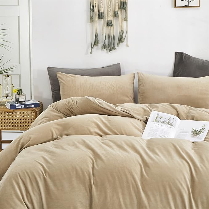Luxlovery Cream Coffee Velvet Comforter Set King Beige Khaki Flannel Bedding Comforter Minimalist Bedding Set Solid Dark Champagne Blanket Quilts Heavyweight Winter Taupe Color Comforter for King Bed