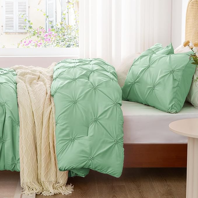 BEDELITE Sage Green Queen Comforter Set - 3 Pieces Boho Pintuck Bedding Comforter Sets, Lightweight Soft & Warm Bed Comforter Queen with 2 Pillowcases for All Season