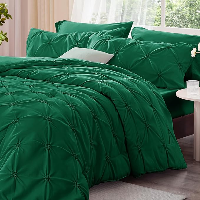 BEDELITE Forest Green Twin Comforter Set - 2 Peices Boho Pintuck Bedding Comforter Sets, Lightweight Soft & Warm Twin Bedding Sets with 1 Pillowcase for All Season