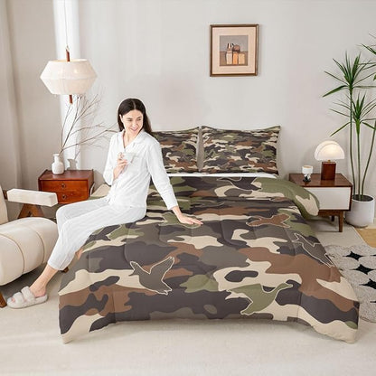Erosebridal 3D Duck Comforter Set King Size Camo Camouflage Bedding Set for Adutls Men Women Green Dark Wildlife Comforter Flying Animals Hunting Quilt Bedroom Decor