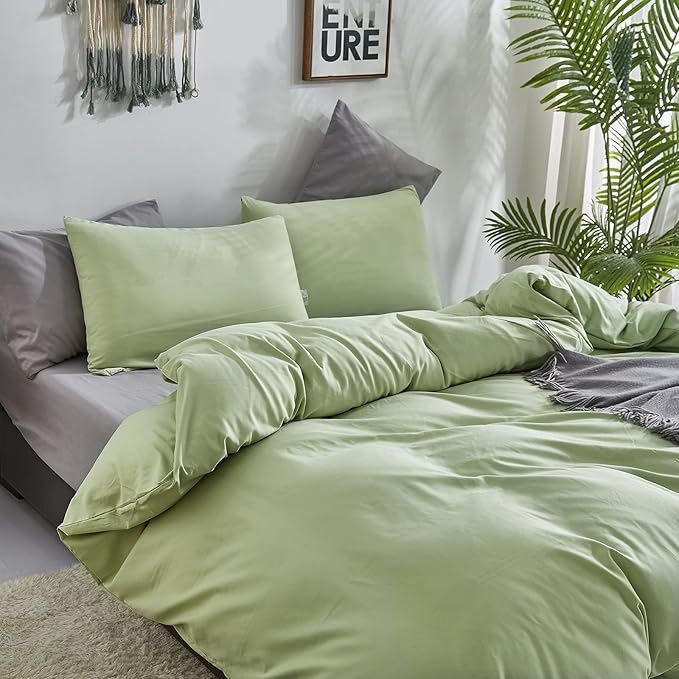 CLOTHKNOW Green Comforter Set - California King, 3Pcs Soft Light & Sea Green Comforters