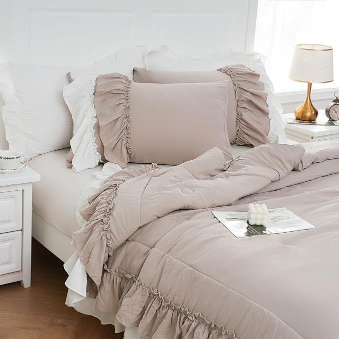Shabby Chic Bedding Set Boho King Size Comforter Set Ruffle Bedroom Home Decor Ultra Soft Microfiber Taupe Bed Set Farmhouse Down Comforter Bohemian White Ruffled Quilt Set for Girls Women