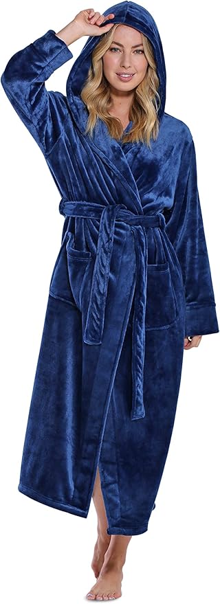 Turquaz Oversize Premium Luxury Ultra Soft Warm Robes for Women Plush Fleece Bathrobe for Women with and Spacious Pockets