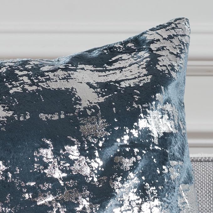SAFAVIEH Home Collection Edmee Glam Metallic Midnight Blue/Silver 12 x 36-inch Rectangle Pillow with Insert
