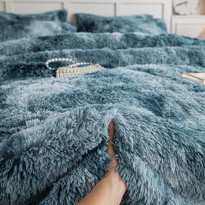 chovy Faux Fur Tie-Dyed Blue White Colorful Comforter Sets Queen - 3PC Bed Set Ultra Soft Plush Flannel Velvet Fluffy Fuzzy Bedding（Comforter x 1 Pillowcases x 2）