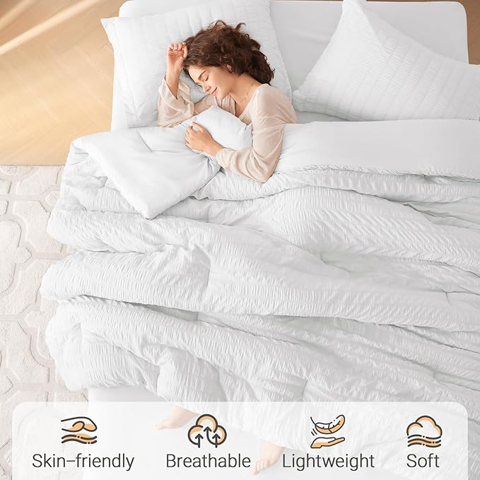 MUXHOMO 5 Pieces Twin Comforter Set, Seersucker Bed in a Bag Twin Size, All Season Luxury Bedding Set with Comforter, Flat Sheet, Fitted Sheet, Pillowcase & Sham, White