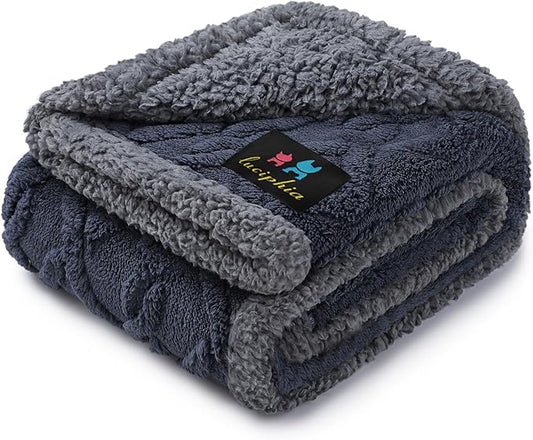 Luciphia Waterproof Pet Blanket, Liquid Pee Proof Dog Blankets for Sofa Bed Couch, Reversible Sherpa Fleece Furniture Protector Cover for Small Medium Large Dogs Cats,Dark Grey Small（40" x 28"）